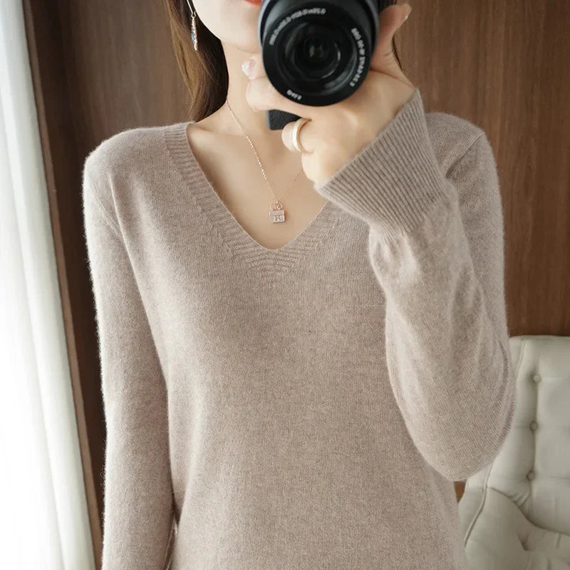 Women's Sweater 2025 Autumn Winter Knitted Pullovers V-neck Slim Fit Bottoming Shirt Solid Soft Knitwear