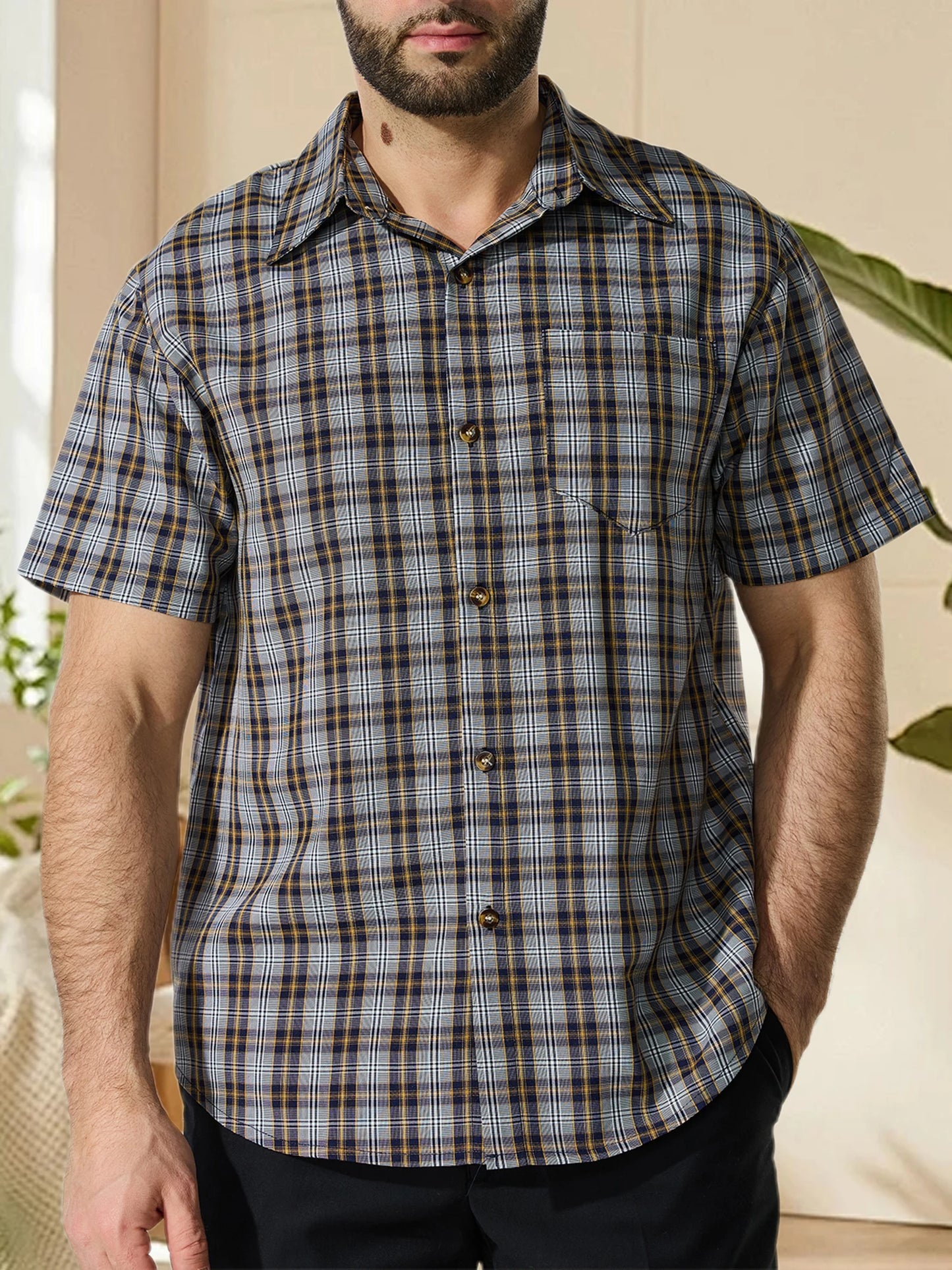 Men s Plaid Short Sleeve Button Down Shirt