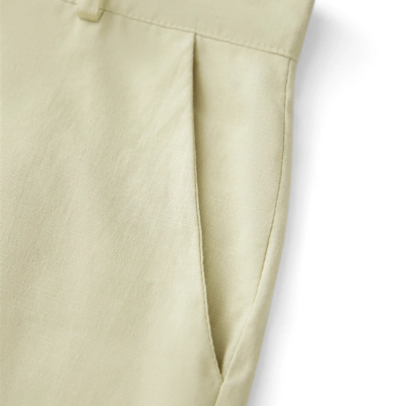 Men s Casual Elastic Waist Shorts with Pockets and Rolled Hem