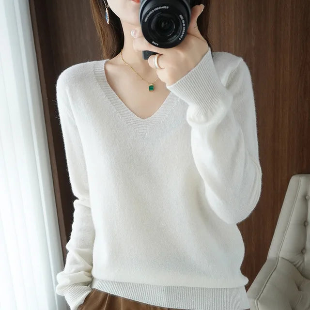 Women's Sweater 2025 Autumn Winter Knitted Pullovers V-neck Slim Fit Bottoming Shirt Solid Soft Knitwear
