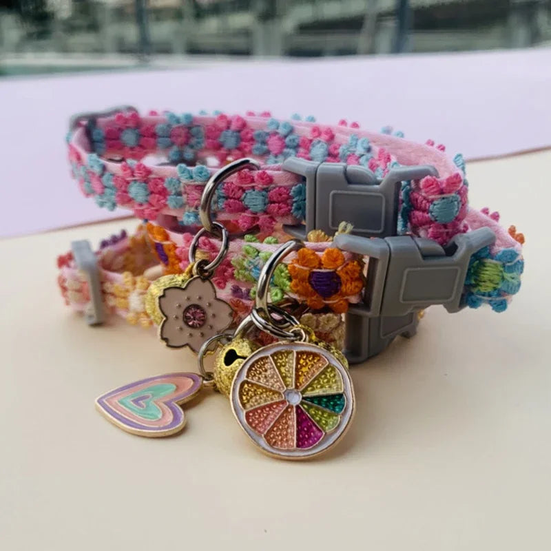 Fashion Rainbow Flower Cat Collar With Bell Kitten Puppy Necklace Adjustable Buckle Lace Kitten Collar Dog Accessories