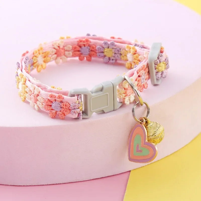 Fashion Rainbow Flower Cat Collar With Bell Kitten Puppy Necklace Adjustable Buckle Lace Kitten Collar Dog Accessories