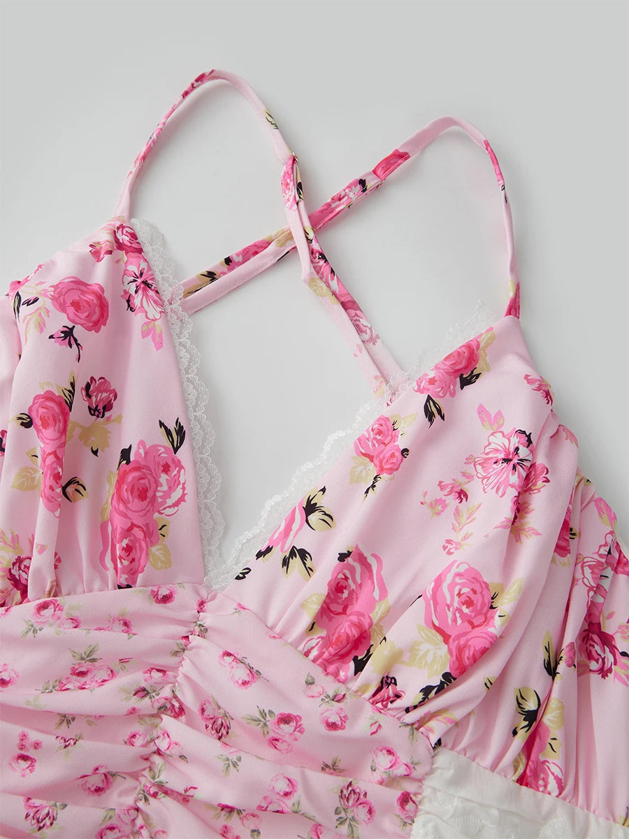 Elegant Boho Chic Maxi Dress with Floral Print and Delicate Lace Details sleeveless