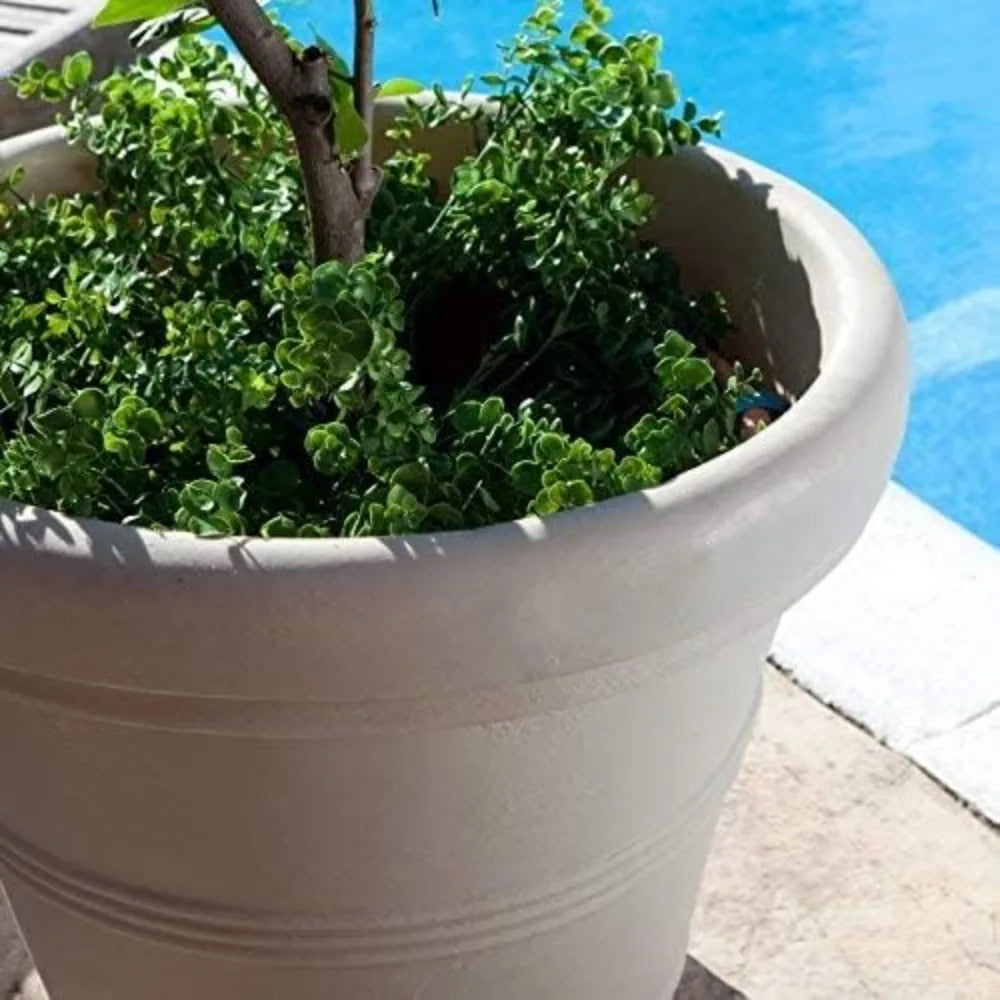 Crescent Garden Brunello Planter