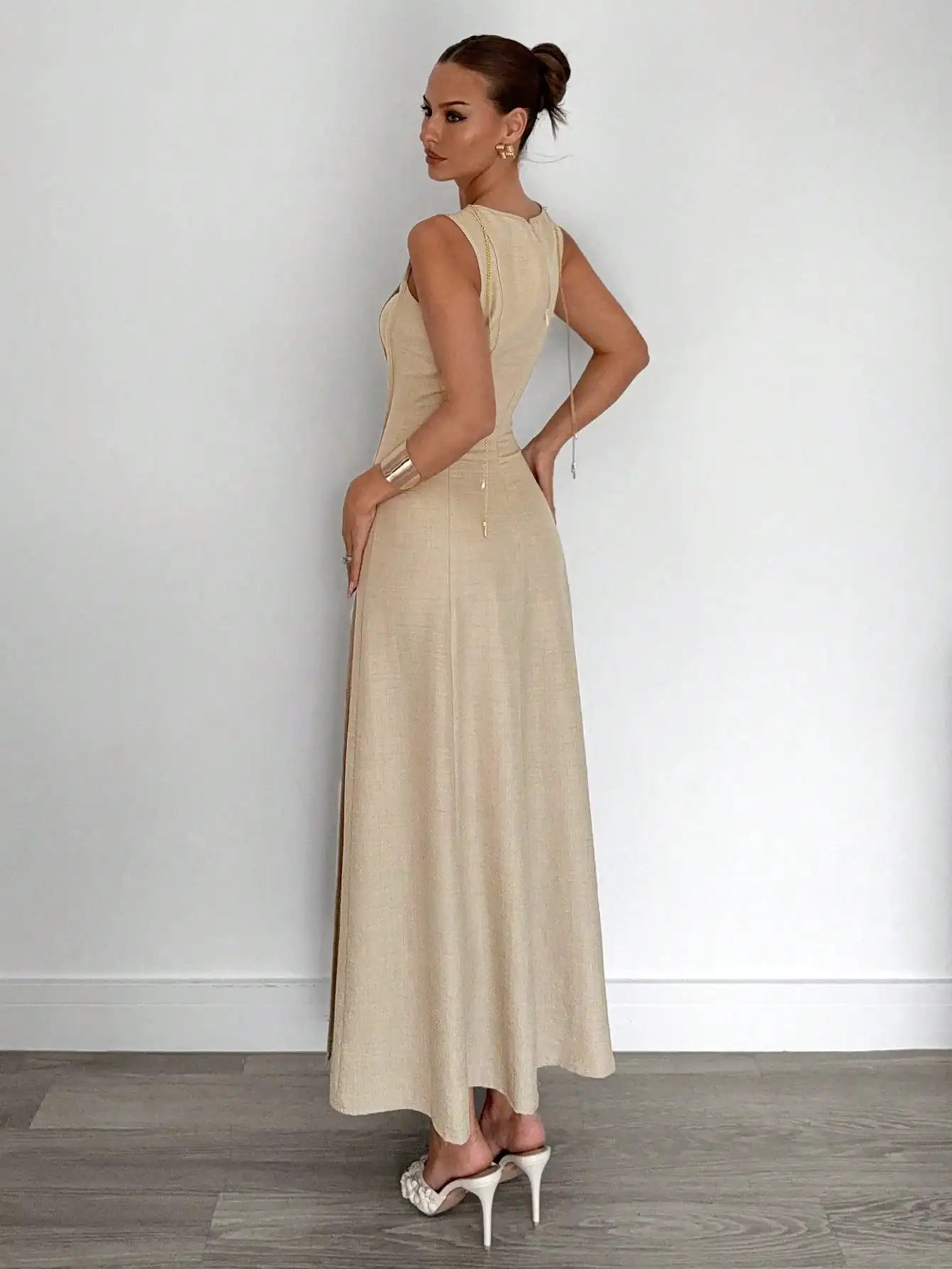Elegant Linen Long Dress for Women, A-Line Pleated Waist, Sleeveless Maxi with Side Slit, Summer Holiday & Party Wear